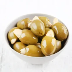 Olive verte sans noyau amande